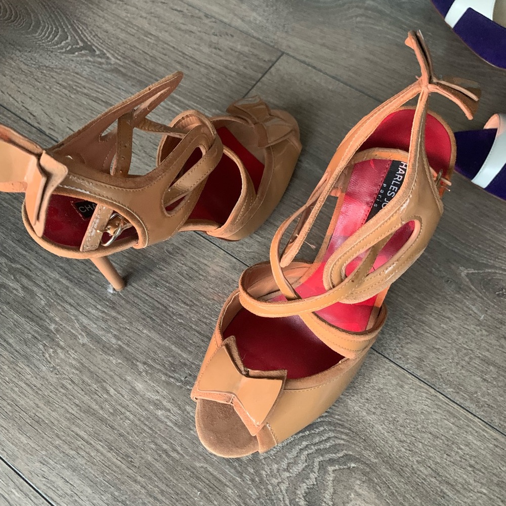 Charles Jourdan Nude Sandals Sz 9